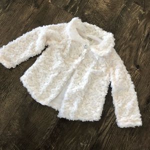 NWOT Boutique Fashion Kids 4T Faux Fur White Pea Coat